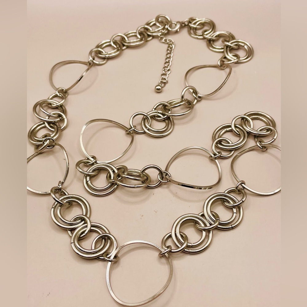 23 Inch Interlocking Circle Modern Statement Neck… - image 5